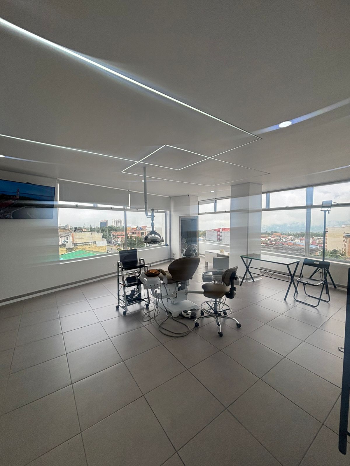 Consultorio odontológico moderno